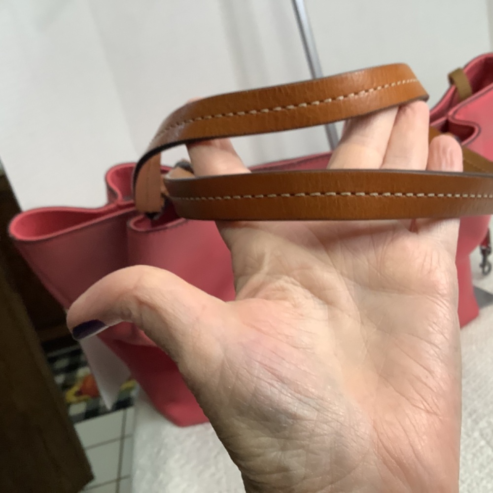 EUC pink Dooney & Bourke saddle, tote bag purse large - Picture 10 of 16